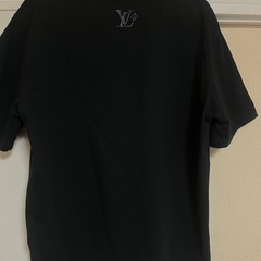 メンズ 黒色 Tシャツ 友人からのいただき物 中古の画像