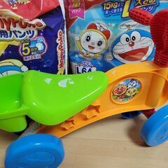 おむつ アンパンマンバギーの画像