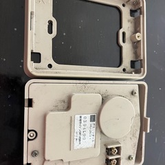 東芝製　インターフォンの画像