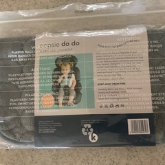 新品未使用★ベビーカー&チャイルドシート用防水シート　トイトレの画像