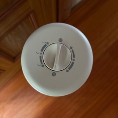 タワー型扇風機の画像