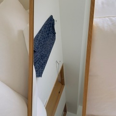 無印良品 壁に付けられる家具ミラーの画像