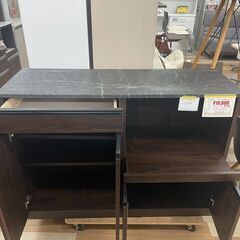 お洒落な大理石風【キッチンカウンター】の画像