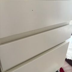 IKEA マルム　チェスト　白
の画像