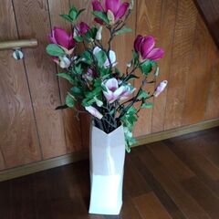 無料　造花　花　 高さ1m　 差し上げますの画像