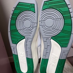 NIKE エアジョーダン2レトロの画像