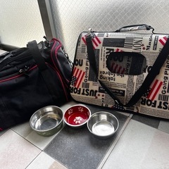 小型犬、猫用キャリー2点+フードボウルセットの画像