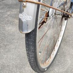  直ぐに乗って帰れます。27インチ自転車  シート破れなしの画像