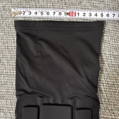 膝保護パッド付き　冷感素材レギンスの画像