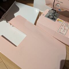 X　JAGUAR　家庭用ミシン　ピンク　動作確認済み　機種名　CD-２２０４MP　の画像
