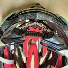 【美品】 自転車　ヘルメット　軽量の画像