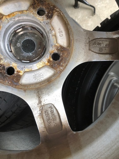 185／70R14 2023年式　冬タイヤ　アルミ付き
