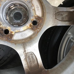 185／70R14 2023年式　冬タイヤ　アルミ付きの画像