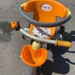 三輪車の画像