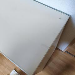 イケアドレッサーの画像
