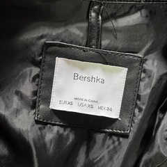 Bershka レザージャケットの画像