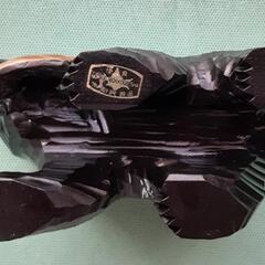 熊の置物　北海木工芸社　高15cm 横20cm 位の小物です。の画像