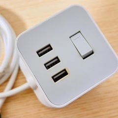 【お話中】電源タップ  キューブ型  USB  コンセントの画像