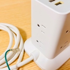 【お話中】電源タップ  キューブ型  USB  コンセントの画像