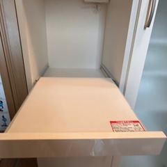 ニトリ　キッチンボード　食器棚 の画像
