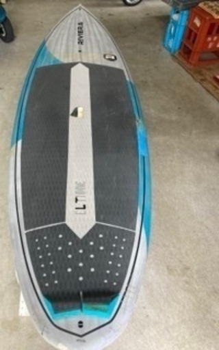 ボロボロのRiviera El Tigre 8'2″ SUPボード（現状渡し・価格