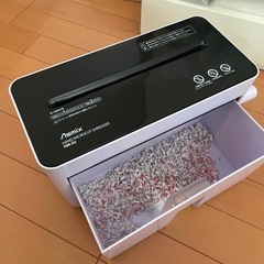 ハンドシュレッダーの画像