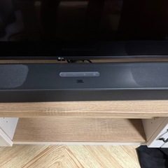 55インチ＋ラック＋スピーカーの画像
