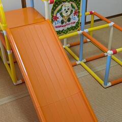 滑り台付きジャングルジム(幼児用)の画像