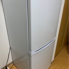 【美品】昨年購入2023年製「アイリスオーヤマ ノンフロン冷蔵庫 142L」の画像