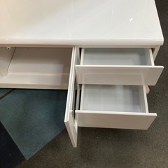 テレビ台の画像
