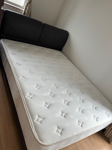 大塚家具シモンズクイーンサイズベッド