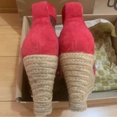 【美品】23cm数回着用UGG直営店購入W LAURI 1000403の画像