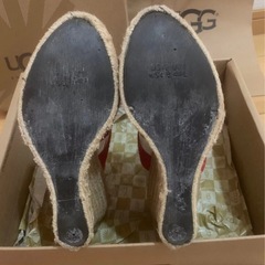 【美品】23cm数回着用UGG直営店購入W LAURI 1000403の画像