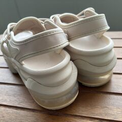 【NIKE】サンダル23cm エアマックスココ クリーム2 の画像