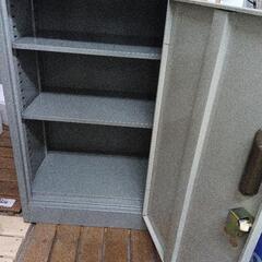 スチールロッカーの画像