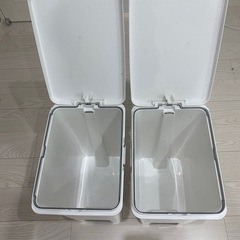 ゴミ箱の画像