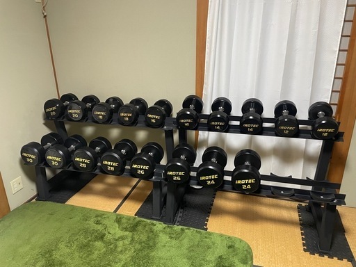 ラバーダンベルセット(12〜30kg)、ダンベルラック2つ付き！！