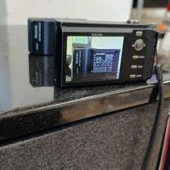 【手渡し】RICOH R8 純正革ケース・バッテリー2個付きの画像