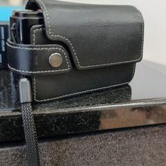 【手渡し】RICOH R8 純正革ケース・バッテリー2個付きの画像