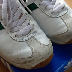 アディダスカントリーUSED品26cm の画像