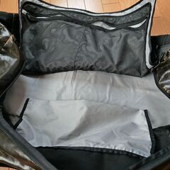 タゴニアブラックホールダッフルＵＳＥＤ　100ｌの画像