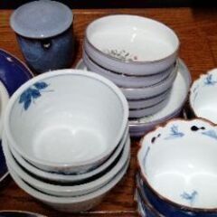 中古食器まとめて差し上げますの画像