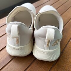 【ニューバランス】スニーカー 23.5センチ  DynaSoft Beaya Slippn v2　New Balanceの画像