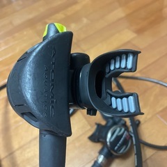 スクーバダイビング用レギュレーターの画像