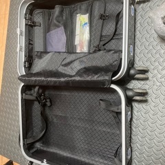 【ジャンク】【海外用にも】大型スーツケースの画像