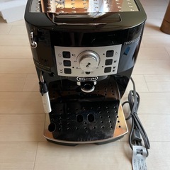 De'Longhi Magnifica S エスプレッソマシンの画像
