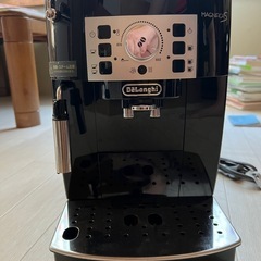 De'Longhi Magnifica S エスプレッソマシンの画像