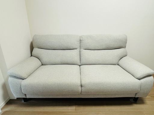 【美品】ニトリ3人掛け布張りソファ