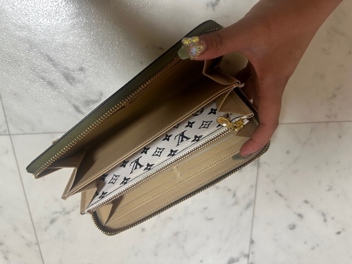 ルイビィトン長財布