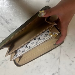 ルイビィトン長財布の画像